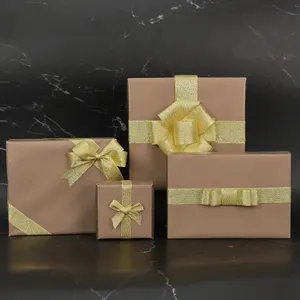 Caja de regalo de lujo con cierre prefabricado elástico con purpurina dorada personalizada, lazo de cinta decorativa para decoración de Chocolate