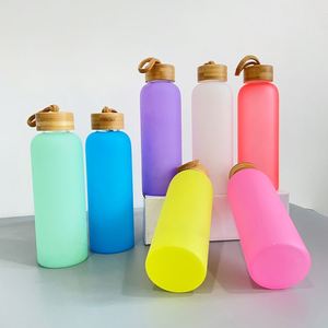 Bouteille d'eau en verre réutilisable de 20 oz, anti-fuite, avec couvercle en bambou, pour sublimation et personnalisation - Product Image 2