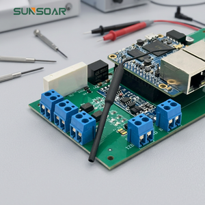 Carte de circuit imprimé FR4 multicouche pour la gestion de l'alimentation avec connecteurs USB et bornes - Product Image 4