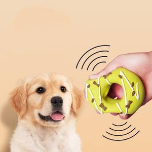 Juguete para Perros de Silicona Interactivo con Forma de Donut, Ecológico, de Lujo, para Limpiar y Moler los Dientes, Antiaburrimiento, con Sonidos - Product Image 1