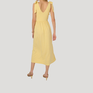 Fabricant de vêtements sur mesure à faible MOQ – Robes de <span class=keywords><strong>demoiselle</strong></span> <span class=keywords><strong>d</strong></span>'<span class=keywords><strong>honneur</strong></span> jaune pastel à col en V et épaules <span class=keywords><strong>d</strong></span>énudées 2026 - Product Image 2