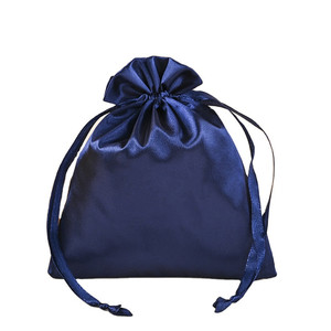 Sac à cordon de serrage RPET personnalisé, usine du Vietnam, sac cadeau en daim ou recyclé - Product Image 5