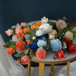 Rosa rossa fiore per la tavola <span class=keywords><strong>da</strong></span> <span class=keywords><strong>giardino</strong></span> decorazione gambo lungo <span class=keywords><strong>Rose</strong></span> artificiali di seta con gambo singolo 4 <span class=keywords><strong>Rose</strong></span> <span class=keywords><strong>da</strong></span> <span class=keywords><strong>giardino</strong></span> - Product Image 6