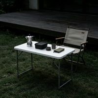 Table pliante portable en plastique robuste avec pieds métalliques pliables en deux pour salle à manger, cuisine, banquet, fête, camping, bureau, utilisation en extérieur et en intérieur