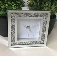 Jam meja vertikal kaca berlian wajah tunggal Modern Skandinavia jam meja desain kreatif sederhana tenang dioperasikan baterai kecil untuk