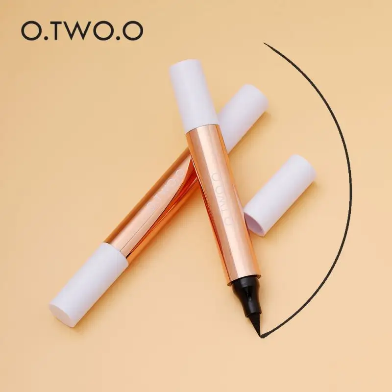 O.TW O.O Maquillaje de ojos a prueba de Sumdge Delineador de ojos líquido natural negro Miraculous Cat-Eye Stamp Eyeliner Pen Diseño de doble punta