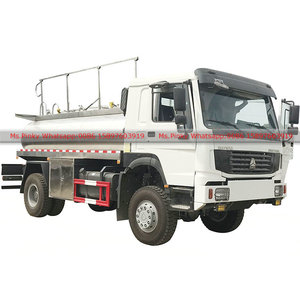 4x4 HOWO Full Wheel Drinking <strong>Milk</strong> Truck With SS304-2B Stainless Steel Tank Food Grade Tank for Fresh <strong>Milk</strong> Transport - Product Image 2