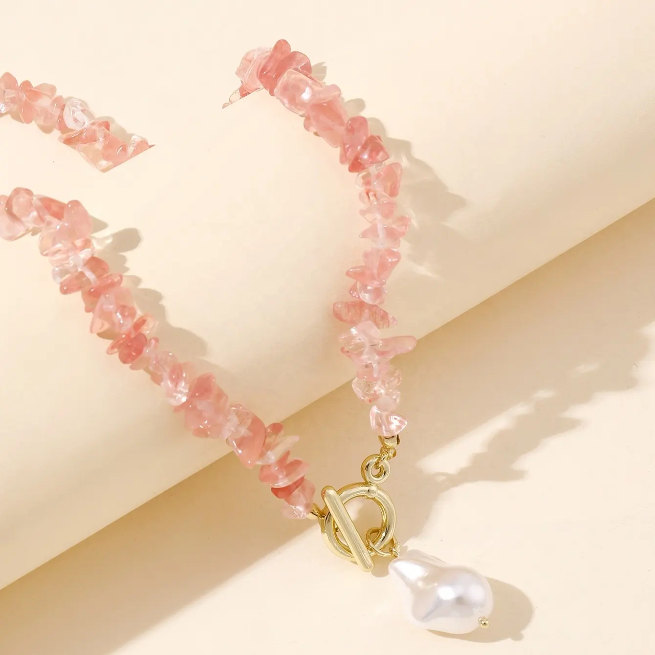 Богемное винтажное асимметричное ожерелье с розовым пресноводным жемчугом ожерелье с кристаллами гравия модное женское ожерелье