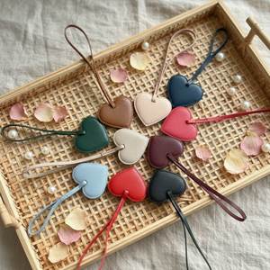 Pu Leather Heart-Shaped Leather <b>Bag</b> Pendant <b>Bag</b> <b>Charm</b> Keychain Heart Pendant for Women - Product Image 4