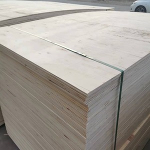 Produttore Professionale <span class=keywords><strong>di</strong></span> Pannelli Multistrato in Legno <span class=keywords><strong>di</strong></span> <span class=keywords><strong>Pioppo</strong></span> per Imballaggi, <span class=keywords><strong>Fogli</strong></span> <span class=keywords><strong>di</strong></span> Impiallacciatura 5-30mm Difficili da Rompere - Product Image 2