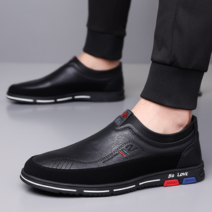 รองเท้าลำลองผู้ชายแบบสวมหนังส้นเตี้ยพื้นรองเท้ายางกันกระแทกสำหรับขับรถเพื่อการพักผ่อนขนาดพลัสไซส์ 50 - Product Image 4