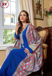 2025 nouvelle <span class=keywords><strong>robe</strong></span> de <span class=keywords><strong>caftan</strong></span> ethnique de style, <span class=keywords><strong>robe</strong></span> islamique ample pour les femmes de grande taille avec chemisier à fleurs imprimé - Product Image 3
