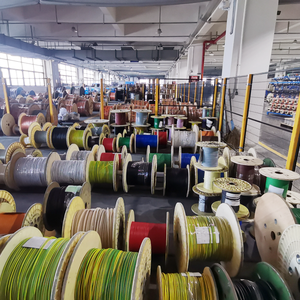 كبل مرن من كلوريد البولي فينيل 4 من من من كلوريد البولي فينيل سلك كهربائي دائري صلب سلك نحاسي لفة كابل كهربائي - Product Image 1