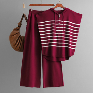 Conjunto de Dos Piezas para Mujer, Chaleco Holgado a Rayas con Capucha, Top Casual sin Mangas y Pantalones - Product Image 5