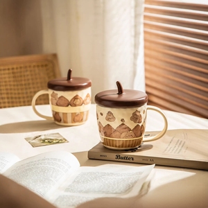 <span class=keywords><strong>Tazza</strong></span> in Ceramica con Stampa Cartoon di Capibara, con Coperchio e Cucchiaio, Regalo Ideale per Migliori Amiche - Product Image 3