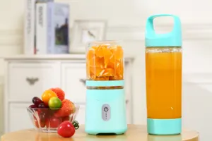 Aangepaste Gemakkelijk Te Schoon Usb Opladen Automatische Blender Mini Draagbare Juicer Machine Voeden Baby Outdoor