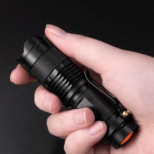 Wayllshine Red <b>Led</b> <b>Flashlight</b> 0-200M Beam Distance Aluminum Alloy Body Tail Switch For Camping - Product Image 2