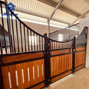 Op Maat Gemaakte Luxe Bamboe Houten Uitrusting Feeder Paardenstallen Binnenshuis Paardenstal - Product Image 3
