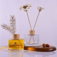Vente en gros de flacons de parfum ronds en verre avec bouchon à vis en bois, emballage pour diffuseur d'aromathérapie, conteneur de 50 ml