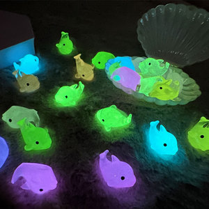 Delfín Colorido Luminoso, Miniatura de Animal Marino, Adorno Creativo para Paisajes, Decoración para Coche y Escritorio - Product Image 2
