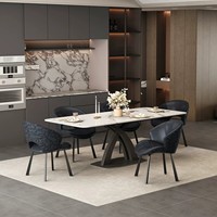 Chaise de salle à manger moderne minimaliste de style italien, avec revêtement en cuir et structure en acier, sensation haut de gamme, durable, pour la maison, le bar, l'hôtel