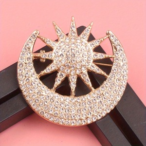 Broche vintage soleil et lune avec design étincelant, accessoires parfaits pour offrir en cadeau à des amis au quotidien - Product Image 3