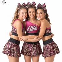 Ensemble d'entraînement de cheerleading personnalisé avec strass et imprimé léopard pour filles, uniforme d'entraînement de cheerleading avec haut et short de sport