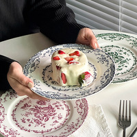 Service de vaisselle en céramique imprimé de roses vintage européennes, pour la présentation de mariage et le service de table lors d'événements