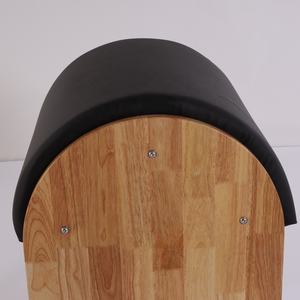 Reformeur de Pilates en bois portable pour usage commercial et domestique avec correcteur de posture, échelle et barre pour le fitness corporel, pour utilisation en studio de Pilates - Product Image 2