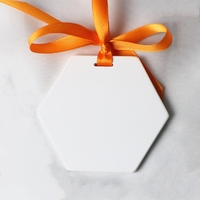 Diffuseur de parfum décoratif pour voiture en céramique avec logo hexagonal OEM