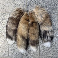 Prix d'usine, vente en gros, personnalisé, haute qualité, grandes queues de renard naturelles et moelleuses, jouets animaux, porte-clés, pendentif de sac, ornement de queue amusant