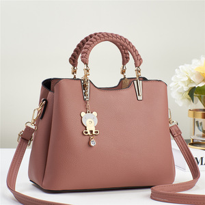 Sac fourre-tout multifonctionnel à bandoulière pour femme, en PU, forme carrée, avec fermeture éclair et pompon, doublure en polyester, idéal pour le quotidien – Collection populaire 2026 - Product Image 2