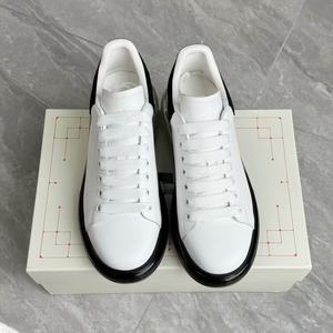 รองเท้ากีฬาพื้นหนาคุณภาพสูงสำหรับผู้ชายและผู้หญิง ดีไซน์ทันสมัยและหรูหรา รองเท้าลำลองแบรนด์ดังสั่งทำพิเศษสำหรับผู้ชาย - Product Image 5