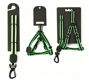 Impression personnalisée sur carton épais, design simple avec trous pour collier et laisse de chien, emballages pour sacs de laisse - Product Image 3