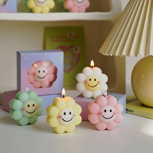 Vela Aromática Decorativa para el Hogar, Creativa, para Cumpleaños, Festivales y Fiestas, con Diseño <span class=keywords><strong>de</strong></span> Girasol Sonriente, Venta al por Mayor - Product Image 5