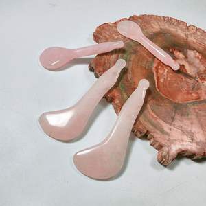 Cuillère en quartz rose, outil de beauté pour le visage, plaque Gua Sha en cristal rose, logo personnalisé, outils de massage facial Guasha - Product Image 6
