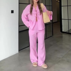 Ensemble de 2 pièces décontractées pour femmes, chemise à manches longues avec nœud papillon de couleur unie, pantalon à jambes larges, tendance - Product Image 1