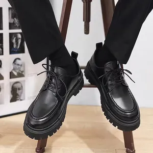 Mode Herren Bright Black Leder Loafers Schuhe Loafers Genähte Custom Dress Schuhe für Männer