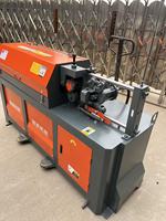 Machine de redressage et de coupe de barres d'armature CNC 9 kW, modèle King of 1000 Tons, avec alimentation mécanique pour redresser et couper les barres d'acier