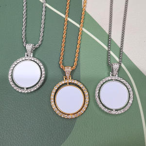 Collana con Ciondolo Personalizzata Unica Portatile Promozionale in Metallo con Sublimazione e Strass Charm Bifacciale con Logo Regalo Termico - Product Image 3