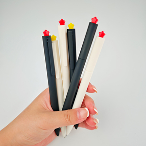 Stylo gel en forme de cœur, papeterie de bureau, stylo à bille rotatif en plastique, largeur d'écriture 0,5 mm - Product Image 4