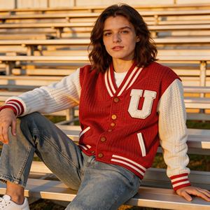 Suéter Cárdigan Universitario Rojo y Blanco BSCI/WRAP, Parche de Letras de Chenilla, Estilo Retro Universitario Unisex Vintage de Béisbol - Product Image 3