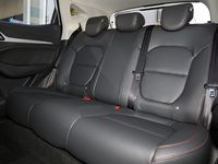 MG ZS Modèle 2022 180DVVT Manuelle Édition Mondiale Million-Seller 858 Nouveaux Véhicules à Essence de Chine