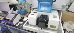 Fourier-Transformations-Infrarot spektrometer FTIR-Spektrometer werden verwendet, um organische anorganische Verbindungen und Polymer zu untersuchen - Product Image 3