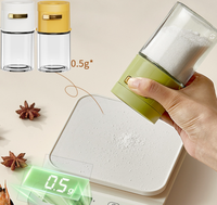 Distributeur de sel en verre carré de 180ml, conception de bouton de pression à une main avec dosage de précision de 0.5g pour la cuisine et l'utilisation à la table