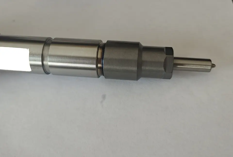 common rail injector 0445120043  0445120236 injector for MWM CUMMINS VW injector nozzle 0445120043  0445120236  961204640014
