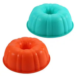 Silicone Pumpkin Cake Baking Pan Kitchen Baking Tools Nonstick Fluted Tube Cake Pan for Cake Brownie Jello Flan and Bavarois