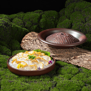 Vajilla para Hot Pot Mountain Breeze: Tripa de Res al Estilo Montaña, Tres Delicias Crujientes, Plato con Hielo Seco, Platos Creativos Exclusivos - Product Image 1