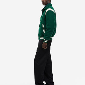 เสื้อแจ็คเก็ตวาร์ซิตี้ผู้ชายแบบสั่งทำปี 2025 แขนยาว คอตั้ง ผ้าแคนวาสคุณภาพสูง ปะติดด้านหน้า กันลม ระบายอากาศได้ดี เหมาะสำหรับใส่ในฤดูหนาว - Product Image 3