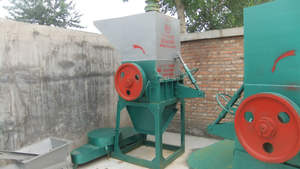 HAORUI alta calidad PP PE PET botellas usadas residuos máquina trituradora de plástico precios máquina trituradora de plástico - Product Image 6